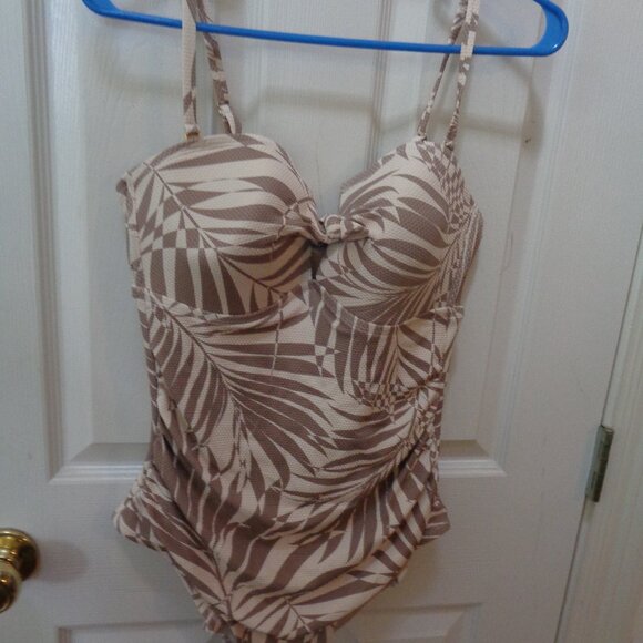 Kona Sol Woman's One Piece Swim Suit Large Brown Leaves - Picture 1 of 3